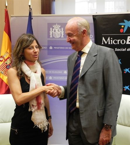 Igualdad y MicroBank fomentarán la creación de empleo femenino con microcréditos