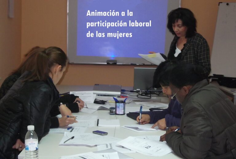 Fundación Mujeres anima a la participación laboral de las mujeres en Cáceres