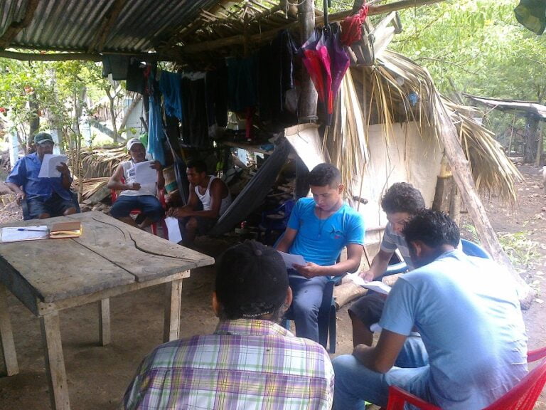 Proceso de sensibilización con hombres sobre la salud sexual y reproductiva, en El Viejo (Nicaragua).