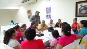 Elaboración  de  los  TDR  para  el  estudio  de  factibilidad  de  la  cadena  de  valor  de  cerdos  en  las  comunidades  rurales  del  municipio  de  El  Viejo  (Nicaragua)