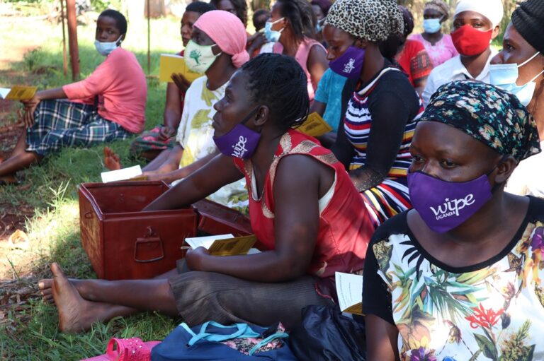 El proyecto Gomesi inaugura la formación financiera con los grupos de ahorro