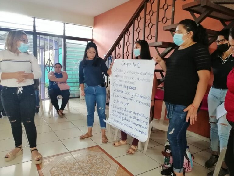 Encuentro de Defensoras de Derechos Humanos en El Salvador