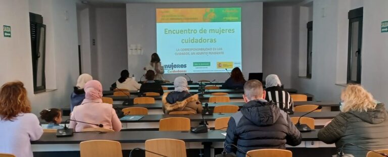 Encuentros comarcales de mujeres cuidadoras en Extremadura