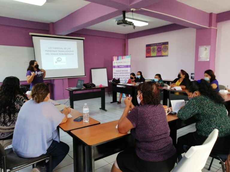 Trabajadoras del hogar planifican actividades de incidencia en El Salvador y en República Dominicana