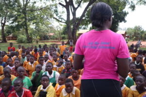 Inicio de acciones en el tercer trimestre escolar del proyecto “Smiles for Luuka”