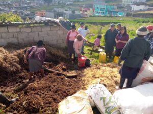 Productoras ecuatorianas de la Corporación Pushak Kawsay fortalecen sus capacidades de producción con enfoque de buenas prácticas agrícolas