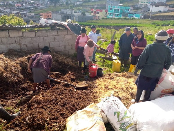 Productoras ecuatorianas de la Corporación Pushak Kawsay fortalecen sus capacidades de producción con enfoque de buenas prácticas agrícolas