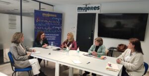 Fundación Mujeres en Andalucía se reúne con las titulares del Centro Provincial del IAM y de la Delegación de Inclusión Social de la Junta de Andalucía